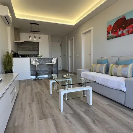 Boutique One Bed Sea Views And Free Wifi Apartmán